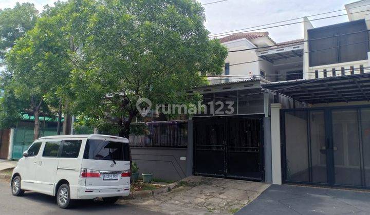 Rumah di Bawah Harga Njop di Taman Semanan Indah 1