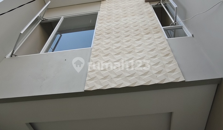 Rumah Baru 3 Lantai di Duri Kepa Kebon Jeruk 2