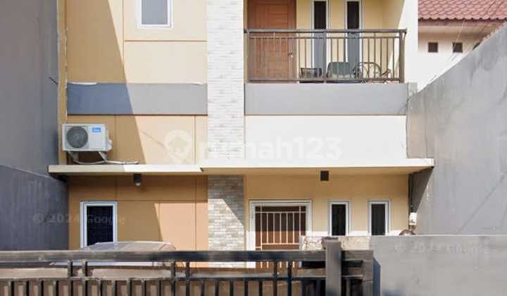 Rumah 2 Lantai Semi Furnished di Kavling Hankam Joglo Rumah 2 Lantai Semi Furnished di Kavling Hankam Joglo