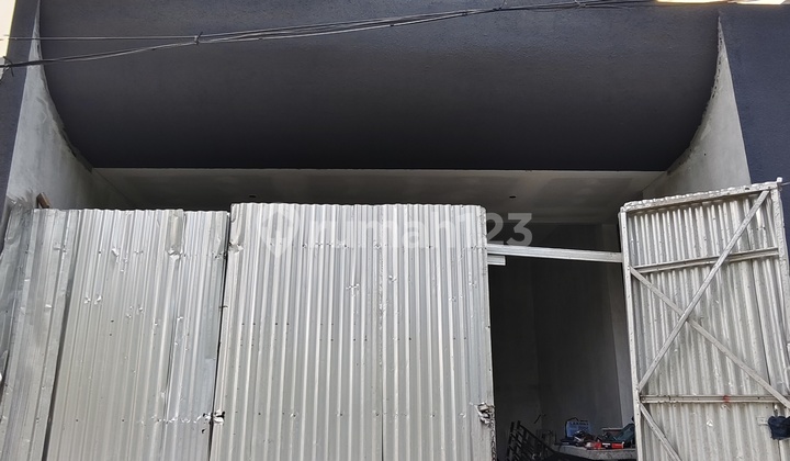 Rumah Baru 3 Lantai Semi Furnished di Taman Ratu Duri Kepa