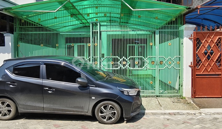 Rumah 2 Lantai di Taman Palem Lestari Cengkareng