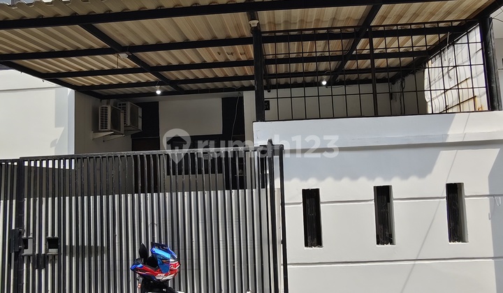umah 3 Lantai di Green Ville Lingkungan Nyaman  1