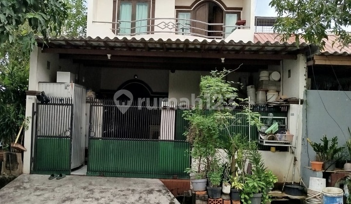 Rumah 2 Lantai di Puri Gardena Bebas Banjir
