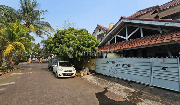 Rumah Hook Desain Tropis di Banjar Wijaya 2