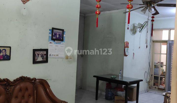 Rumah Dalam Cluster di Simprug Poris Kemanan 24 Jam 2