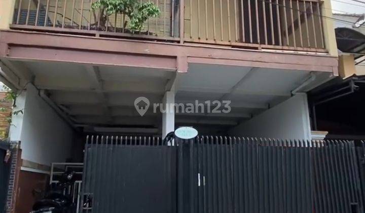 Rumah 2 Lantai Dengan Attic Room di Poris 1