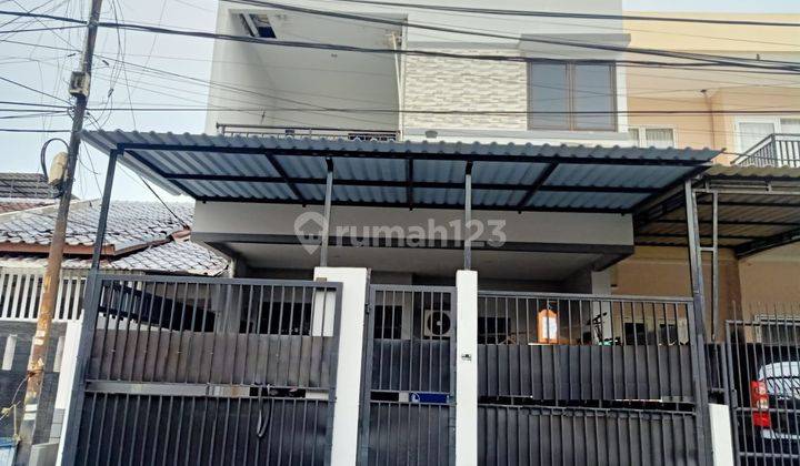 Rumah 2 Lantai di Citra Garden Sudah Renovasi 1