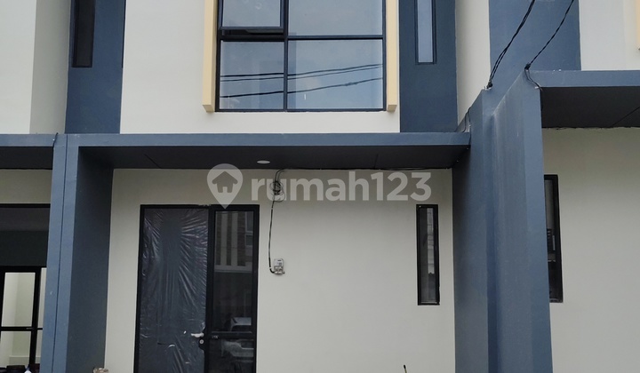 New 2-Story House in Park Residence Taman Surya 2