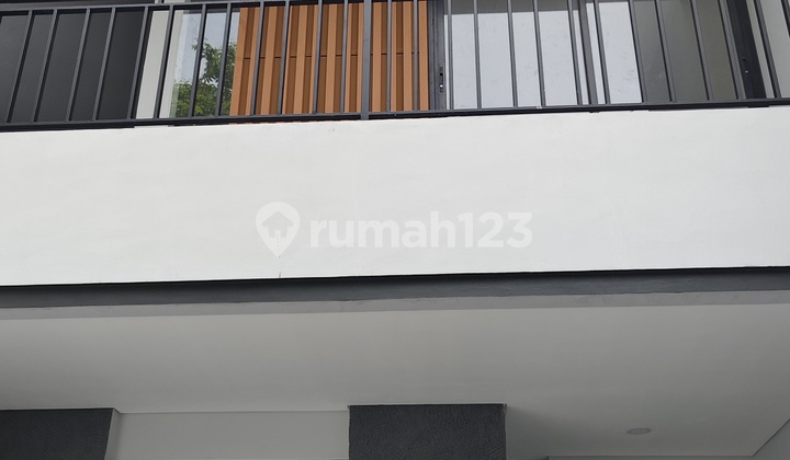 Rumah Baru 2 Lantai 5x25 Di Kavling Dki Meruya 2