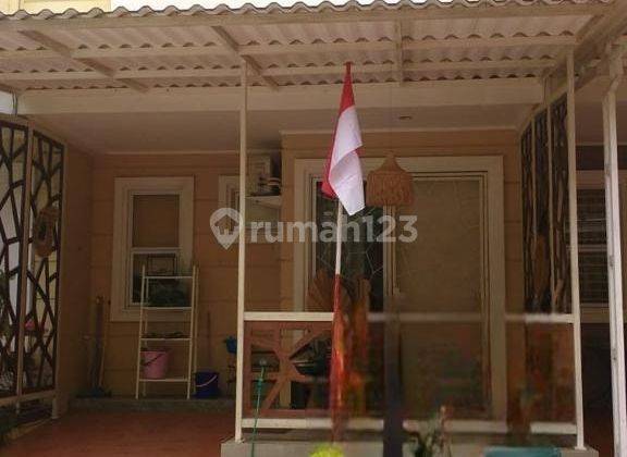 Rumah 2 Lantai Full Furnished di Amarillo Village 2