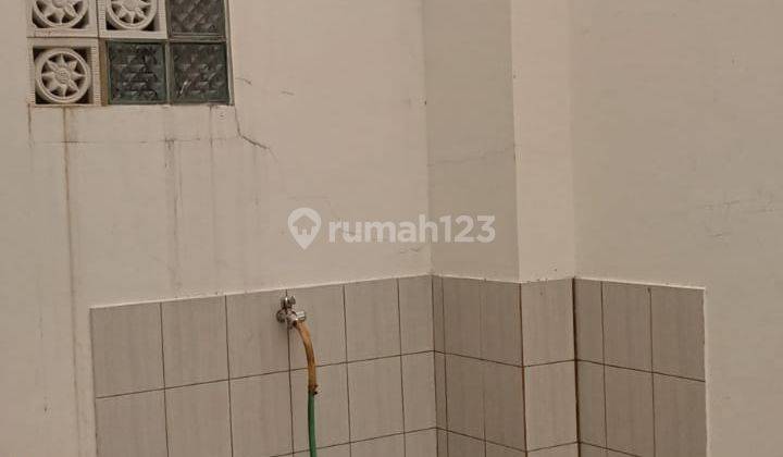 Rumah Siap Huni dengan Hunian Nyaman dan Asri di Bintaro  2