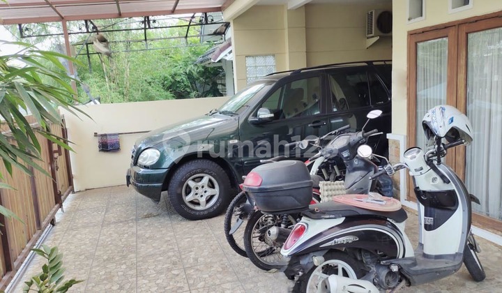 Rumah Bagus Unfurnished SHM di Bintaro, Tangerang Selatan