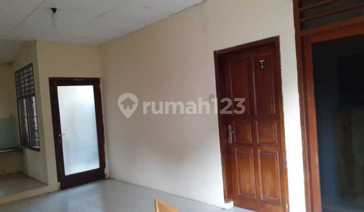 Rumah Bagus Unfurnished SHM di Pondok Aren, Tangerang Selatan