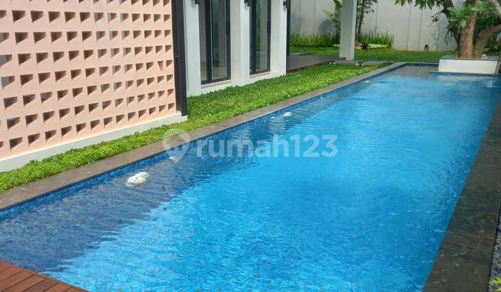 Rumah Hook Baru dengan Material High Class & Strategis @Cilandak Rumah Hook Baru dengan Material High Class & Strategis @Cilandak