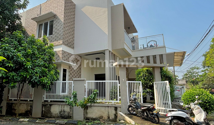 Ready-to-Occupy Hook House Strategic Location near Bintaro Jaya @Pondok Aren 2