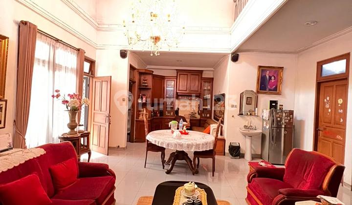 Rumah Siap Huni dengan Ceiling Tinggi dan Hunian Nyaman @Bintaro Rumah Siap Huni dengan Ceiling Tinggi dan Hunian Nyaman @Bintaro