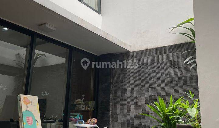 Disewakan Rumah Mewah di Kebayoran Residence Bintaro Sektor 7 2