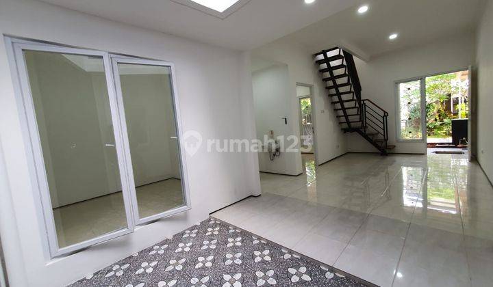 Dijual Rumah Bagus Siap Huni di Bintaro Sektor 9 2