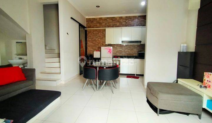 Dijual Rumah Minimalist Bagus di Graha Raya 2