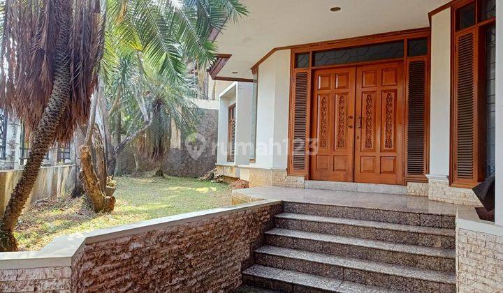 Dijual Rumah Mewah Halaman Luas Siap Huni di Bintaro Sektor 3 2