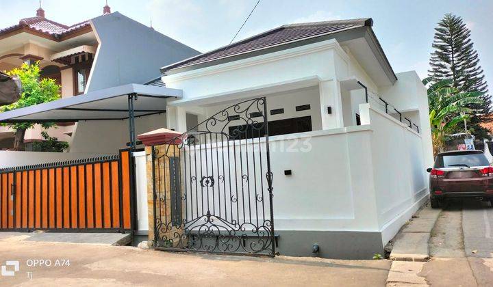 For Sale Rumah Bagus Siap Huni Posisi Hook di Perumahan Rempoa Ciputat  2