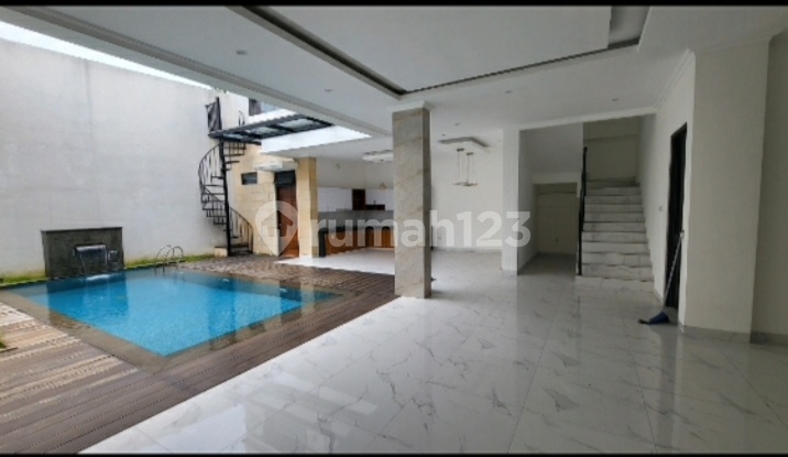 Rumah 2 Lantai dengan Pool Privat Siap Huni dengan Hunian Nyaman dan Asri @Ciater, Serpong, Tangerang Selatan 2