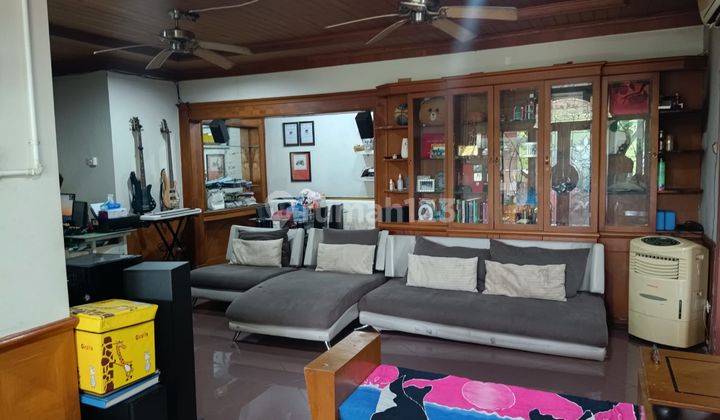 Dijual Rumah 2 Lantai di Bintaro Sektor 9 1