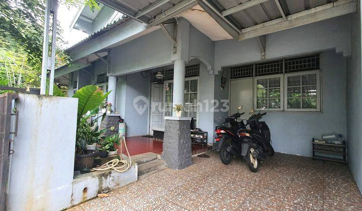 Dijual Rumah Bagus Posisi Hook di Bintaro Sektor 9 1