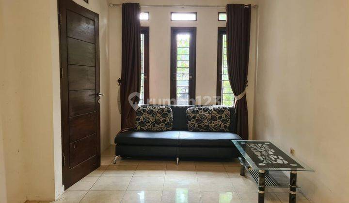 Dijual Rumah Posisi Hook, Bagus Dan Siap Huni di Graha Raya 2