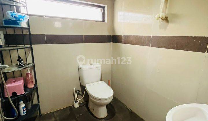 Dijual Rumah Hook, Siap Huni, Terdapat Kolam Renang di Bintaro Sektor 7 2