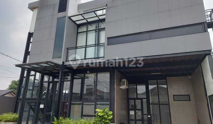 Ready-to-Use Office Space LT 850 LB 300 and Strategic Location @Kunciran, Tangerang