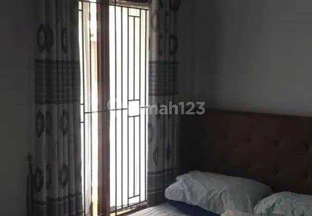 Rumah Bagus Semi Furnished SHM Nego, Dengan Lokasi Strategis 2