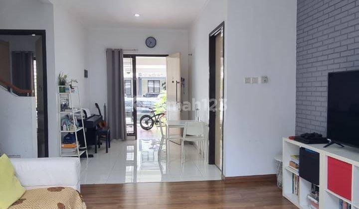 Dijual Rumah 2 Lantai Bagus Unfurnished SHM di Discovery Bintaro Tangerang Selatan 1