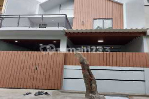 Rumah Cantik Siap Huni dengan Hunian Nyaman dan Asri @Pinang, Tangerang