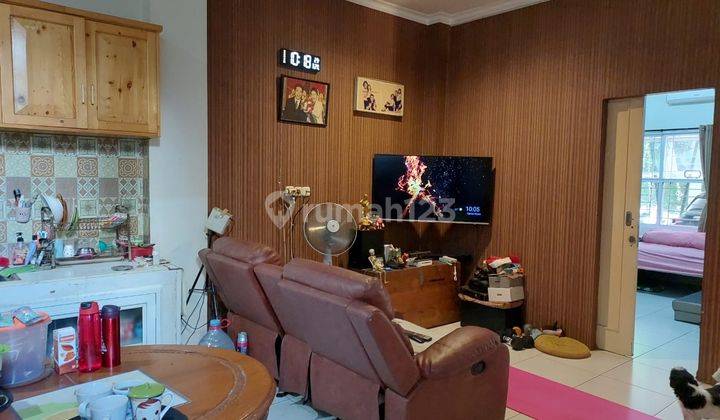 Dijual Rumah 2 Lantai Bagus Semi Furnished SHM di Jln. Palapa Serua Ciputat Tangerang Selatan 2