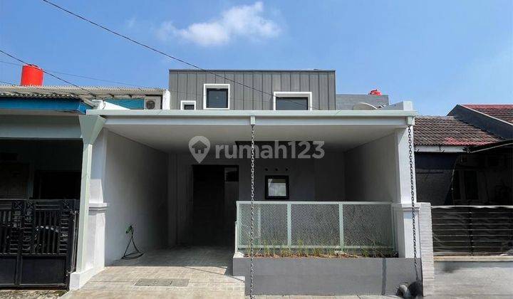Rumah 2 Lantai Full Furnish Siap Huni dengan Hunian Nyaman dan Asri