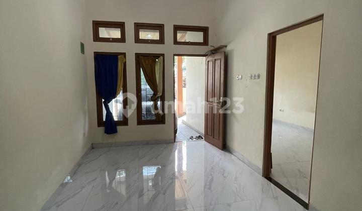 Rumah Cantik 2 Lantai Siap Huni di Bintaro KT 2 KM 2 SHM.