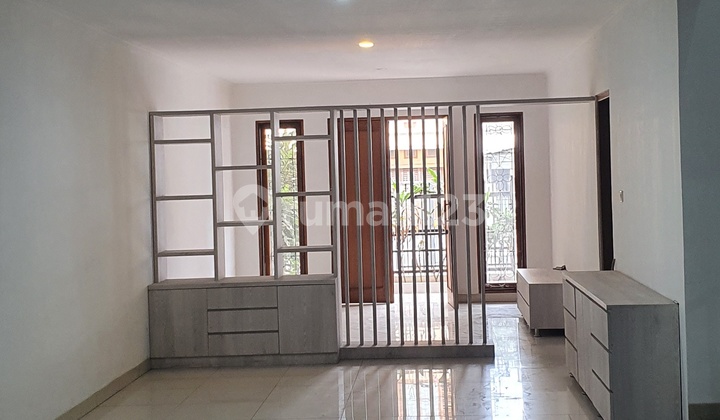 Rumah Baru Minimalis Siap Huni Semi Furnish Di Sayap BKR. Kembar