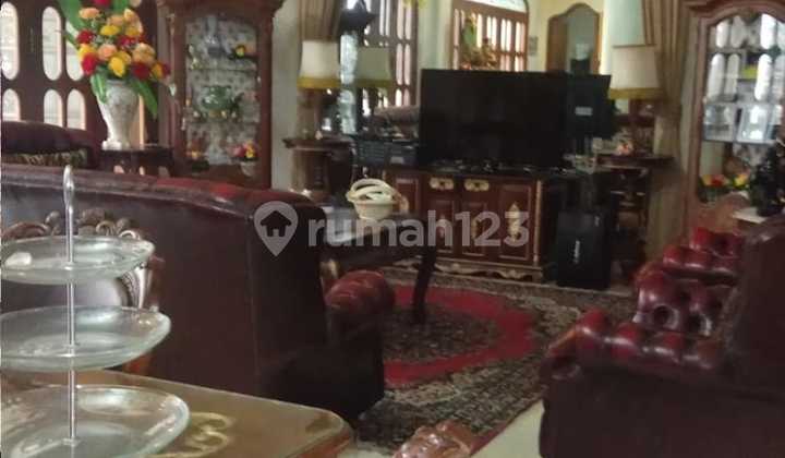 Dijual Rumah untuk Kost-Kostan Lokasi Strategis di Jl. Hang Lekir, Senayan, Jakarta Selatan
