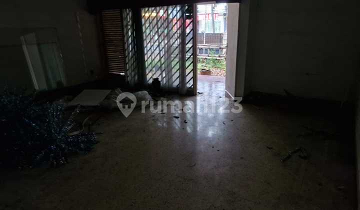 For Rent: Old house located at Jl. Cempaka Putih Raya, Central Jakarta. 2