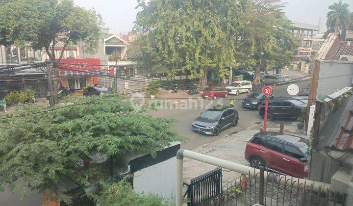 Tebet area komersil di Tebet barat ruang usaha 2lantai ex klinik kecantikan lokasi strategis dan ramai dekat kecamatan kantor pos Tebet Jakarta selatan  2