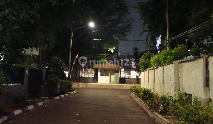 Tebet Rumah Lama Dalam Komplek Bi One Gate System Dekat Jalan Raya Dr Saharjo& Casablanca.cocok Utk Rumah Kost. Tebet Jakarta Selatan 2