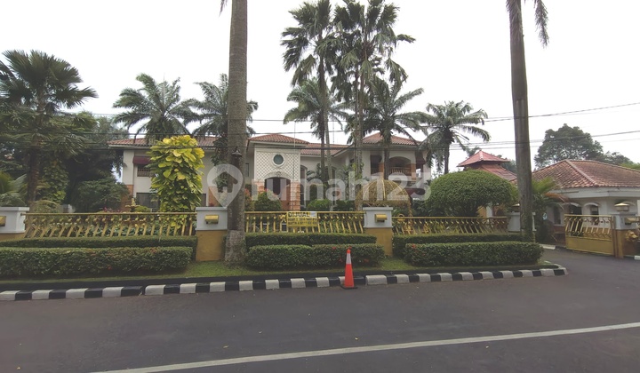 Dijual Rumah Mewah dan Luas di Cikeas
