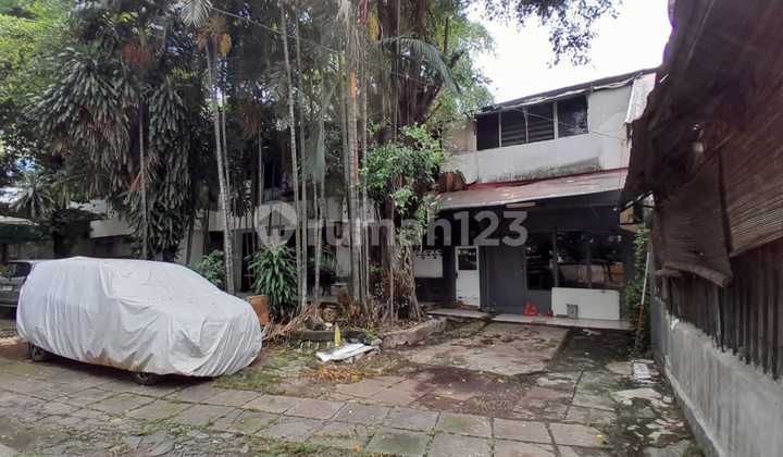 Bangunan Hitung Tanah di pinggir jalan soepomo tebet cocok untuk showroom mobil dan bisnis lainnya 2