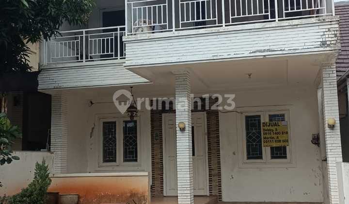 Two-Story House in Cibubur Tourist City For Quick Sale Two-Story House in Cibubur Tourist City For Quick Sale
