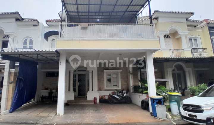 Exclusive Two-Story House in Raffles Hills