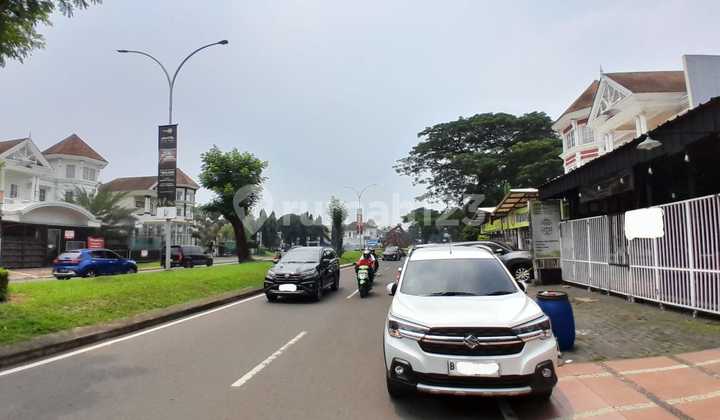 Luxury House on Boulevard Kota Wisata Ready for Business Luxury House on Boulevard Kota Wisata Ready for Business