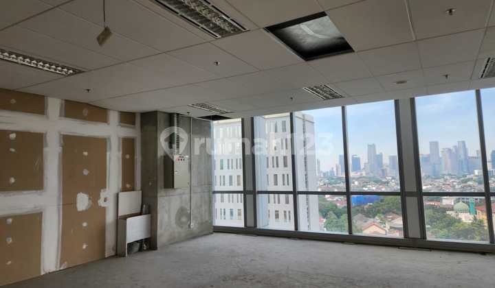 Office Space Di Daerah Kebayoran Baru, Jakarta Selatan