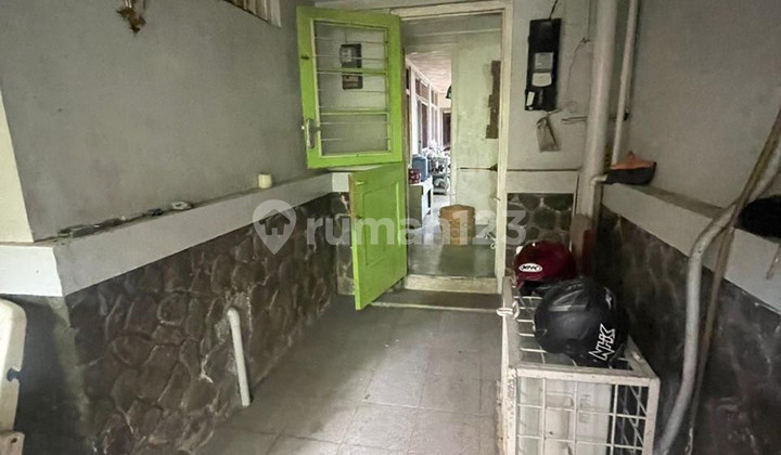 Residential House Near City Center, in Menteng Area, Central Jakarta 2