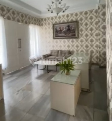 Dijual Rumah Mewah & Luas di Bambu Apus, Jakarta Timur